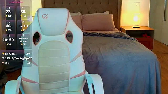 Rose_Desiree - light show in bed naked