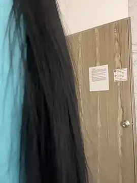 LuxeBrunetteXXX - PLAY PUSSY CLOSE UP AT CLEAN WORK🧹🤫