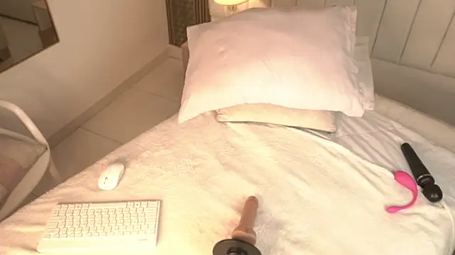 _dakota_a - SHOW SQUIRT / SHOW CUM