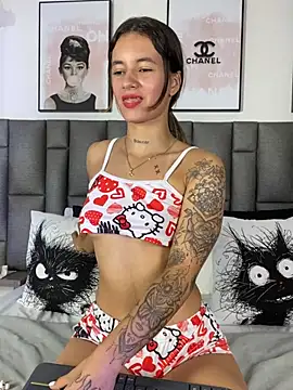 JuliaColemann - doggy 💦