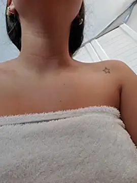 AlinnaRosee_