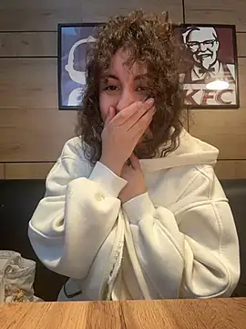 Choco__latte - REMOVE my top under jacket in KFC