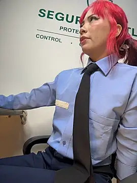 Zakura_66 - Show boobs in reception