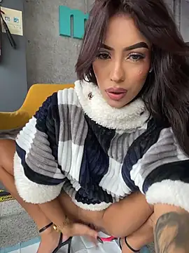 MystiqueXXX - LICK MY TITS + DROOLING! 🥵💦