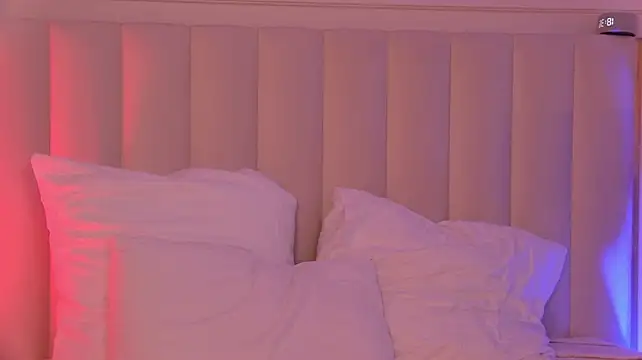 ArianaMell - Control lovense toy for 3 min