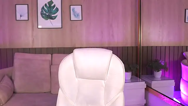 KataJenner - 👻 Pussy rub + spit tease