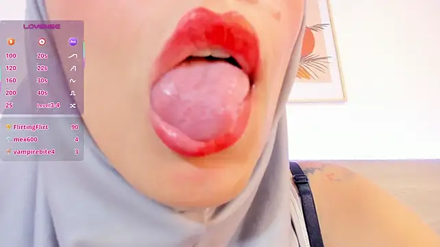 Hanajameela - spank ass and twerking