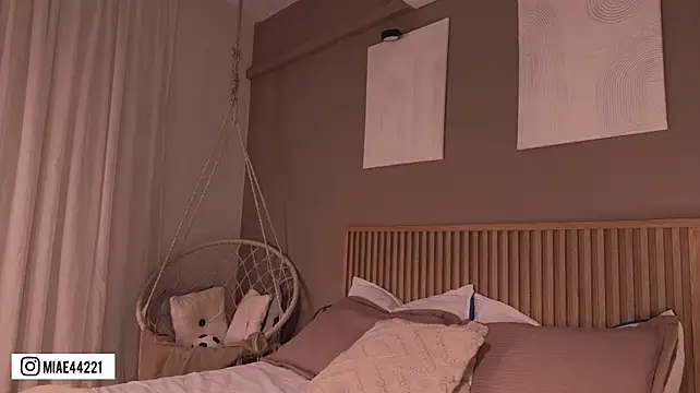 Little_Emma_11 - OIL IN ASS AND RIDE COCK💛