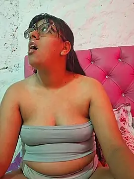 ZaidaWet - squirt in face