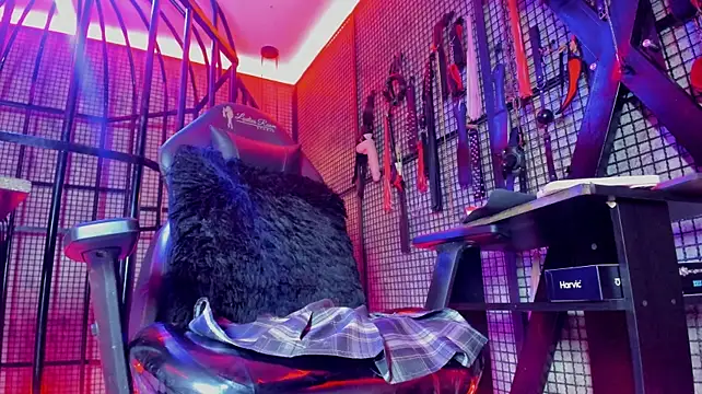 NAILAHARD - STAND UP MISS, TEASE ME WITH YOUR ASS