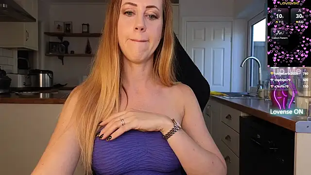 Stripmequick - The Lingerie will wake you up!