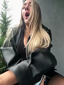 FrancescaNappi - SHOW BOOBS (MOSTRACI TETTE)