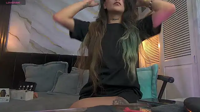 Dark_Dominika