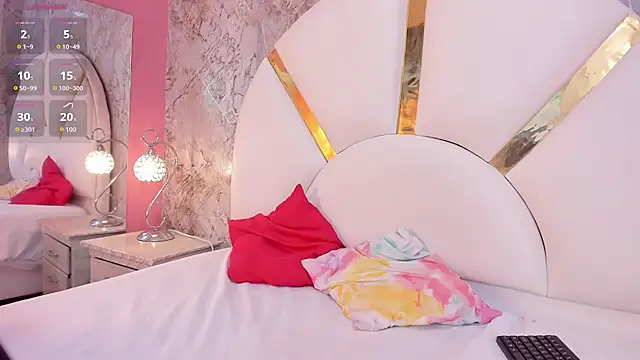 Ari_Romano - Bye top and squeeze tits