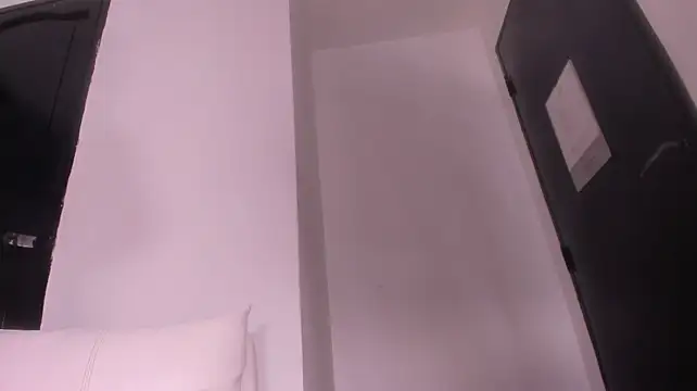 Camilaa_Sanchez_ - Put my big ass without pant in u face 🔥