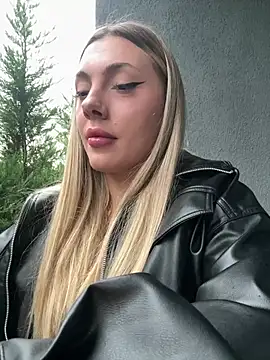 FrancescaNappi - SHOW BOOBS (MOSTRACI TETTE)