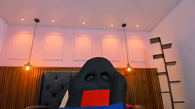 AMELIELEONE - control vibrator anal 2min