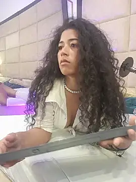 MiiaKiss - Finger that wet pussy for me sexy Mia