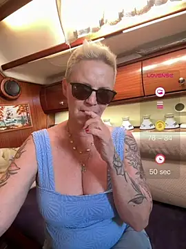 German_Milf - Last tip 4 FUCKVIDEOS Karin&TS Peggy