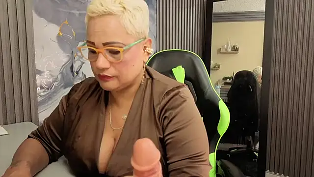GianellaCox_ - Show & Oils in my tits
