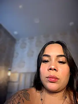 EmilyQueen3x - 🍆blowjob with Spank Ass💦