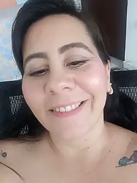 Sophie_tyler1 - Show feets