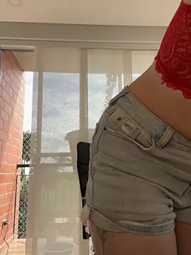 Nicollett - camel toe
