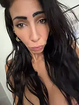 YasmineRiva - 🍌💦Sucks bitch + LT 🎁