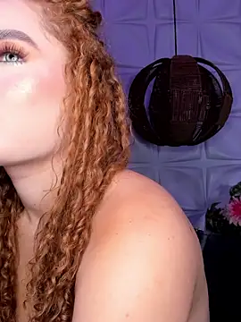 _LittleLia - LOOK AT ME TOUCH MY PUSSY TILL WET