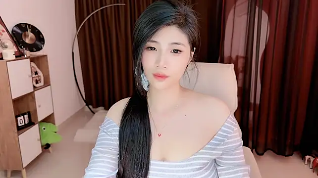 Vaidurya-Yolo - 哥哥們~米婭回家家喝麻麻的大補湯去咯~休息幾天啦~~~🤪