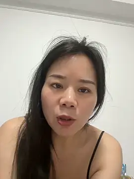 Yaoyaojie - 小穴塞葡萄 vaginal plug 🍇