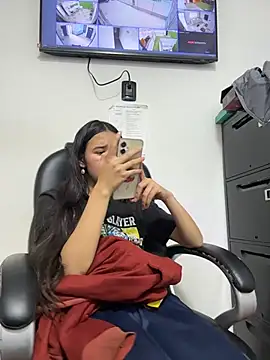 LilyRossi_ - Off tits