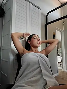 AlinnaRosee_ - domi inside my pussy