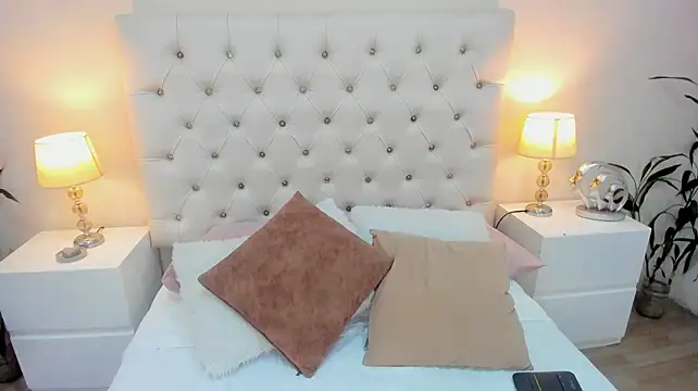 Ari_kiss - bounce those tits/ rebota esas tetas