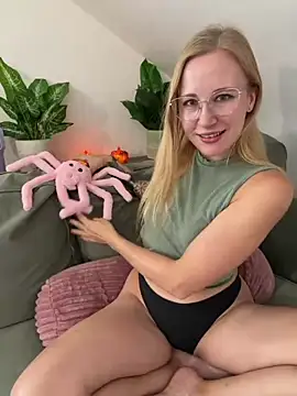 Marie_hardon - Dildo bj 4min 💦 free vid last tkn