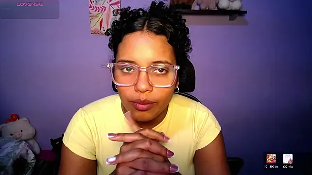 Chleo_rosse - oil my boobs