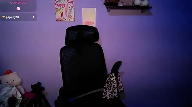 Chleo_rosse - oil my boobs