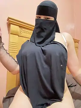 _Laiali_ - ارقص ملط🥵🥵🥵