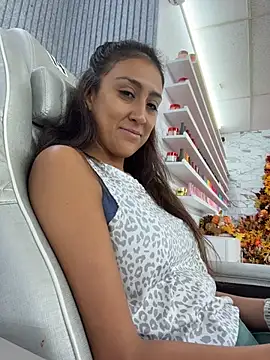 SonnySoless2 - Wet my yoga pants for pedicure