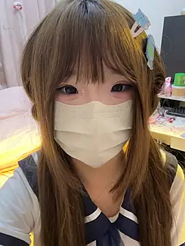 Kkkkiiii-42 - 骚货全裸口大鸡鸡 后门玩具 夹neinei 等你调教💕