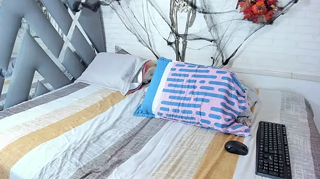 Milf_Lucy69 - show naked