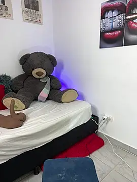 DownsonMia - plug anal🍑🤘🏼