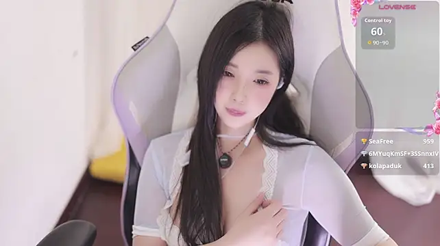 Kitty_baby77 - 完成任务 无内M腿5分钟 最后一个完成控制小粉5分钟