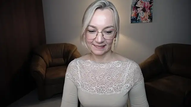 Ava_Elior - Professional neck and back massage