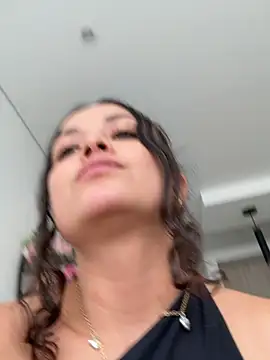 Megan_Rodrigo - Show Pussy