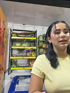 Celeste_rousse01 - undress me in the store 5 min