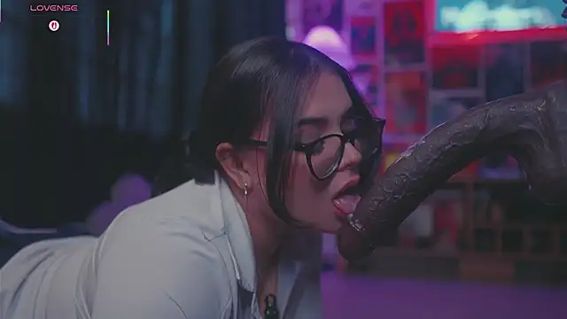Sensualkattt - Show underwear+get rid of it