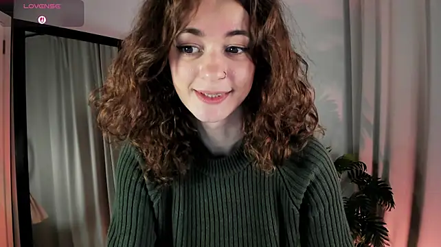 Curly_Moon - tease you with my panties