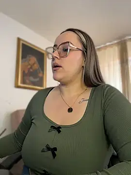 CurvyLust_x - Down pants and clap ass