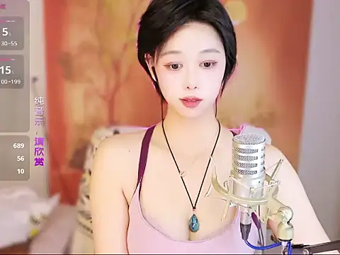 Bz7758520 - 把牛仔裤换成性感小短裤